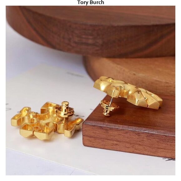 Tory Burch gold earrings - Picture 3 of 5